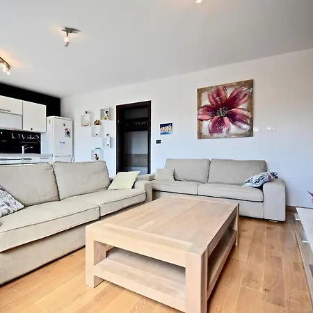 Delightful With 2 Bedrooms Apartman *